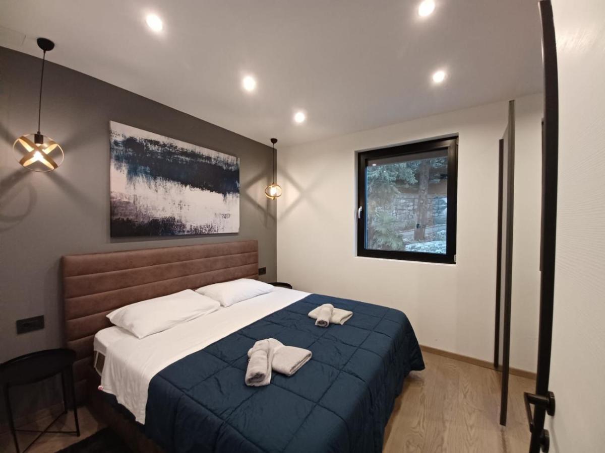 Aparthotel Villa V With Heated Pool リエカ エクステリア 写真